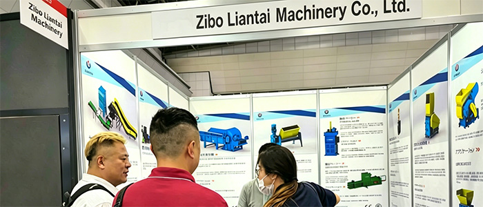 700 300.jpg